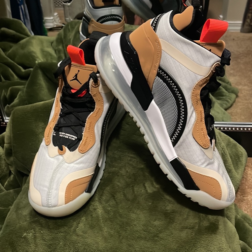 Jordan Aerospace 720